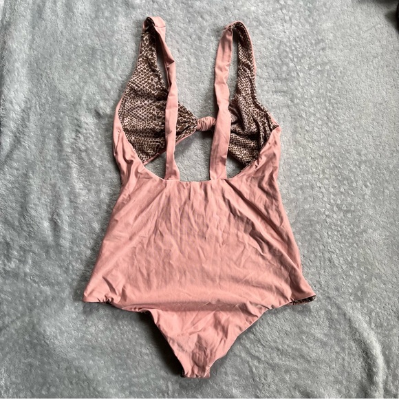 Acacia indies one piece small in pink lemonade - Picture 2 of 7